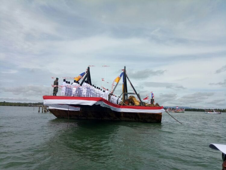 Merah Putih Berkibar di Sebatik
