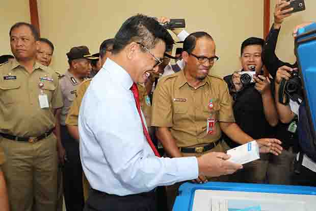 Gubernur Minta Pengelolaan Instalasi Farmasi Profesional