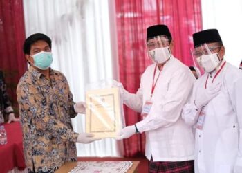 KPU Kota Samarinda Nyatakan Berkas Pencalonan Zairin-Sarwono Lengkap
