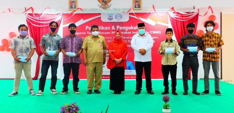 Rita Irianto Lambrie Kukuhkan Pengurus TBMI Kaltara