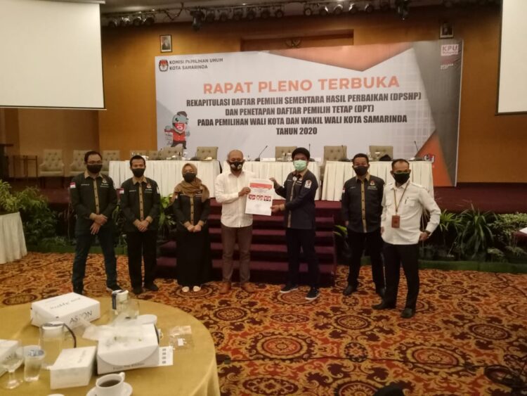 Rapat Pleno KPU Samarinda Tetapkan DPT Pilwali Samarinda 576. 981 Orang