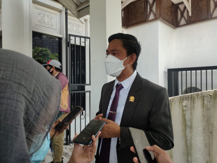 Bakhtiar Wakkang Minta Pemkot Segera Sosialisasikan Aturan Menyambut Bulan Ramadhan Bagi Pelaku Usaha Hiburan