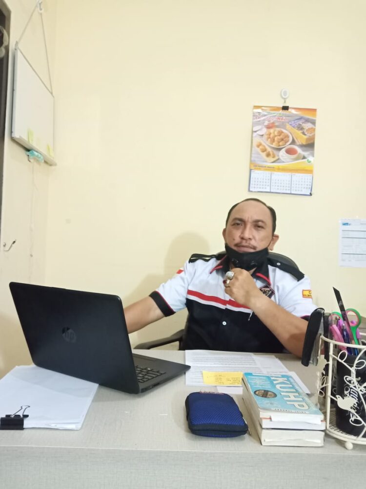 LSM GEMPUR MINTA PEMERINTAH TURUN