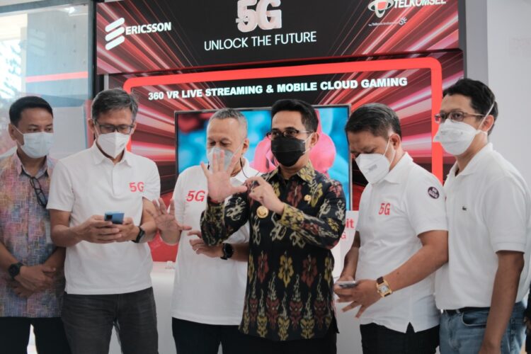 Telkomsel Luncurkan Layanan  5G Serentak di Kota Balikpapan, Medan, dan  Surakarta