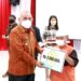 Isran Nor serahkan Bantuan Untuk Anak Yatim Piatu Korban Covid-19