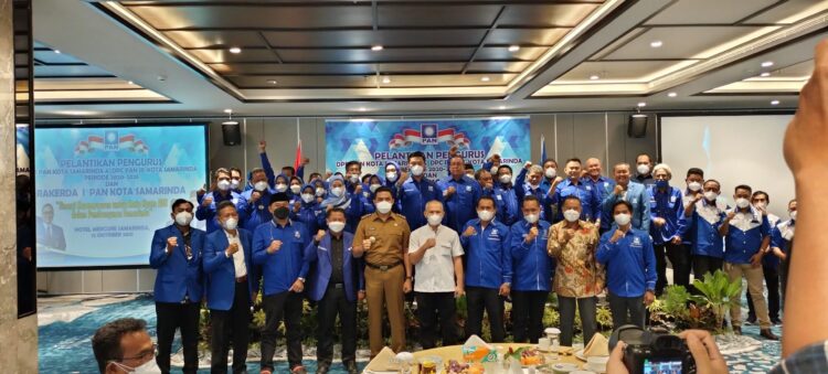 Jasno Dilantik Pimpin  PAN Samarinda