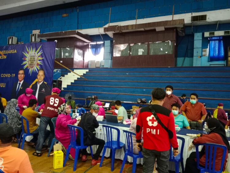 2.000 Warga Ikuti Vaksin Gratis DPW Partai Nasdem Kaltim