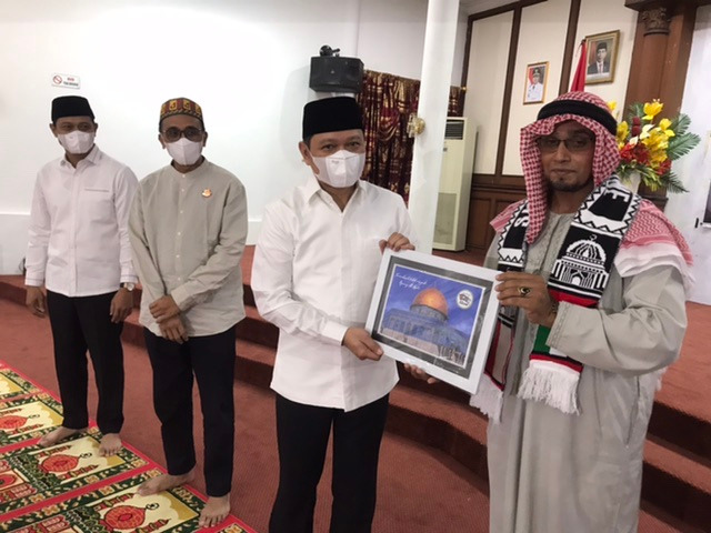 Sambut Kepala Kejari, Pemkab Paser Adakan Buka Puasa Bersama dan Tausyiah Dari Palestina